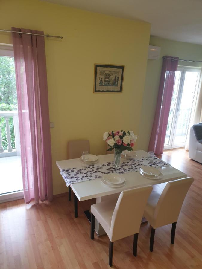 Apartmani Goga Starigrad Paklenica Εξωτερικό φωτογραφία